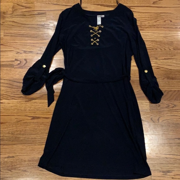 Beautiful navy dress with gold accents - Picture 2 of 5